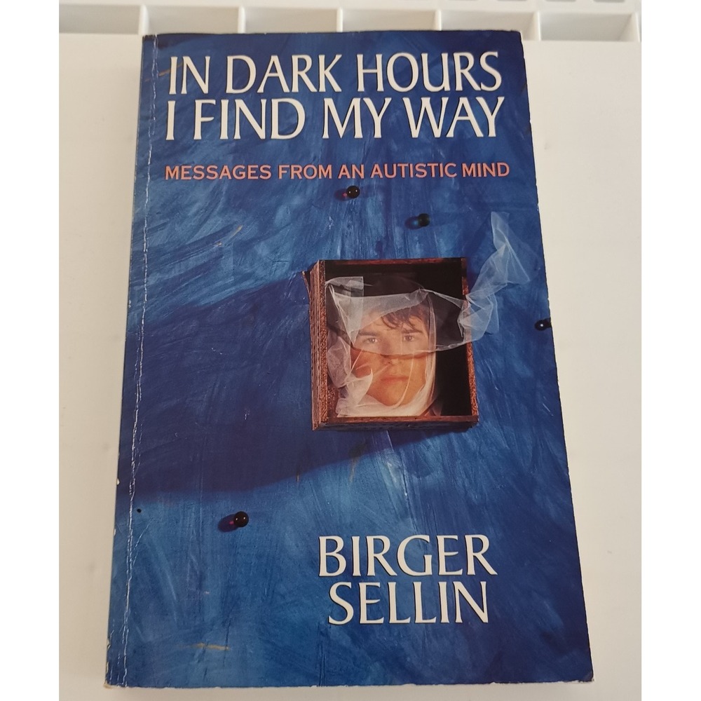 In Dark Hours I Find My Way by Sellin, Birger Paperback / softback Book The Fast